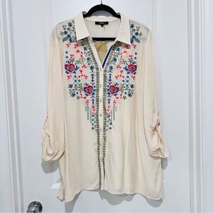 NWT Andree Women’s Boho Embroidered Button Up Shirt Roll Tab Sleeve